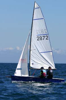 104-0477_IMG
