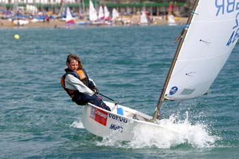 105-0521_IMG